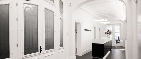 Eingangsbereich Clinic prevention-center für Schönheitschirurgie in Zürich, Dr. Christian Köhler